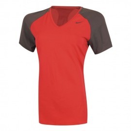 Playera Nike Regular Club SS Baselayer-Rojo
